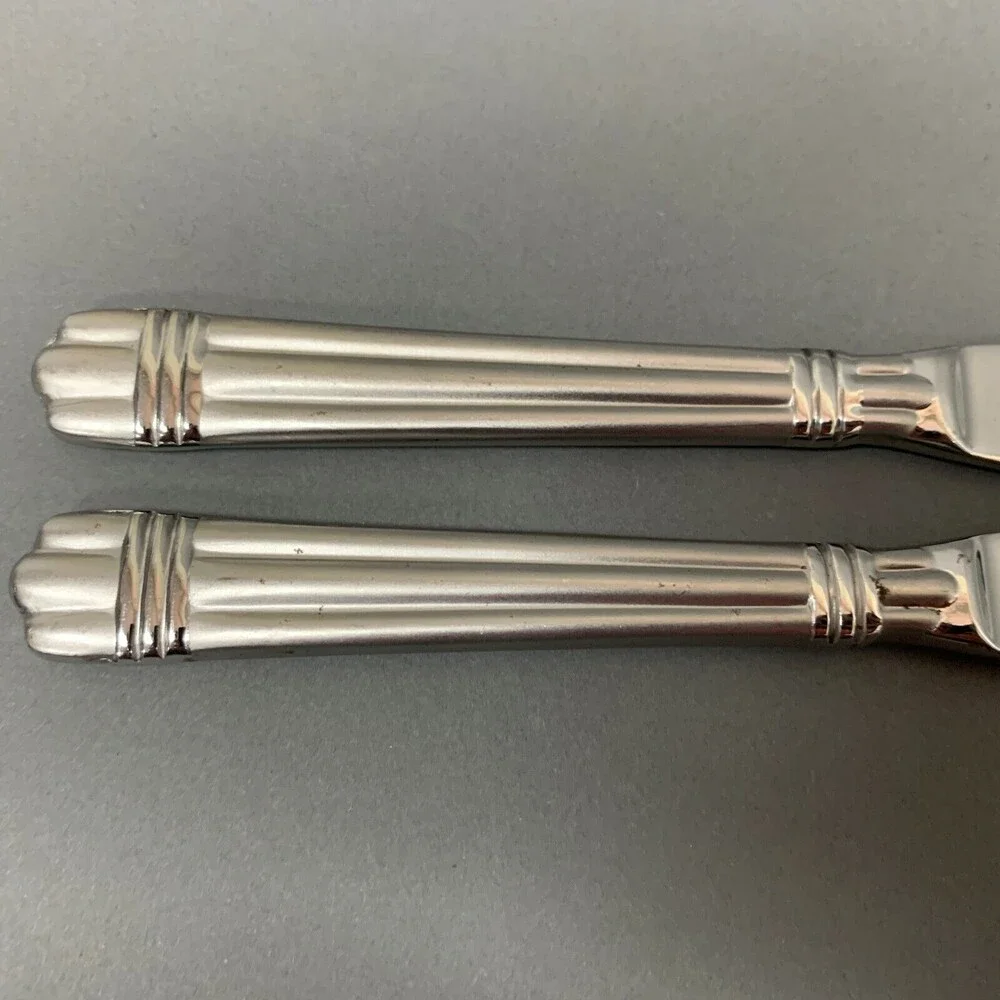 Hampton Silversmith Stainless Steel 235 Knives Lot of 2
